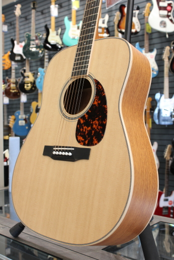 Store Special Product - Larrivee - D40 Mahogany Legacy Series Dreadnaught Acoustic Guitar with Case
